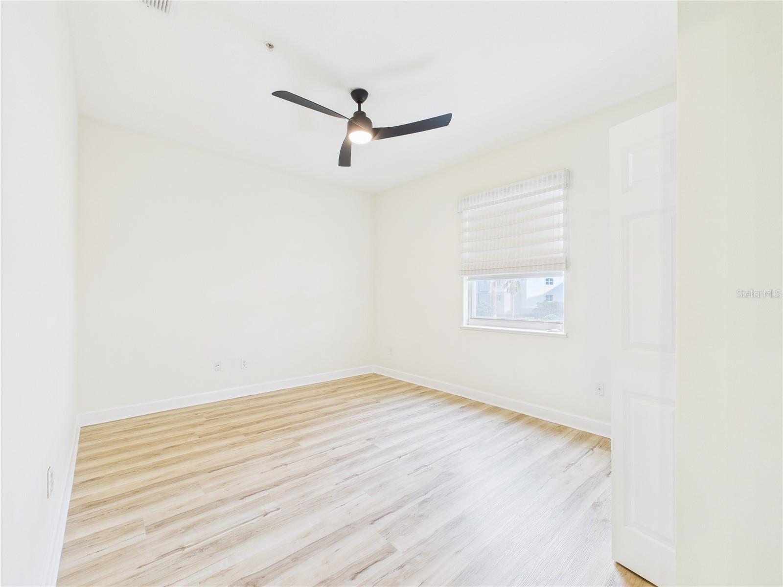 Image 9 of 87 For 400 Cinnamon Beach Way 321