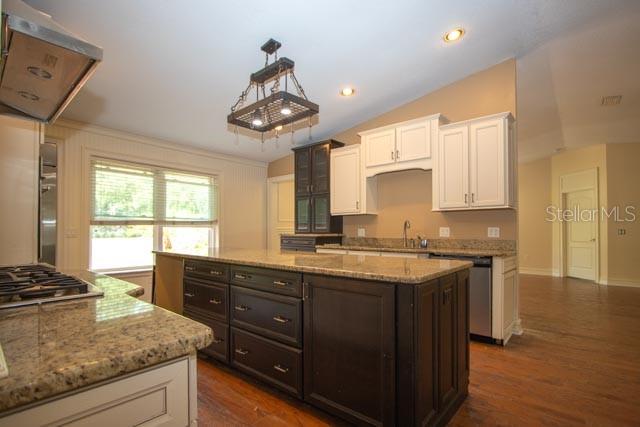 Image 12 of 25 For 9850 Fairway Circle