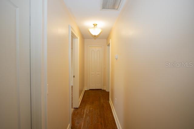 Image 16 of 25 For 9850 Fairway Circle