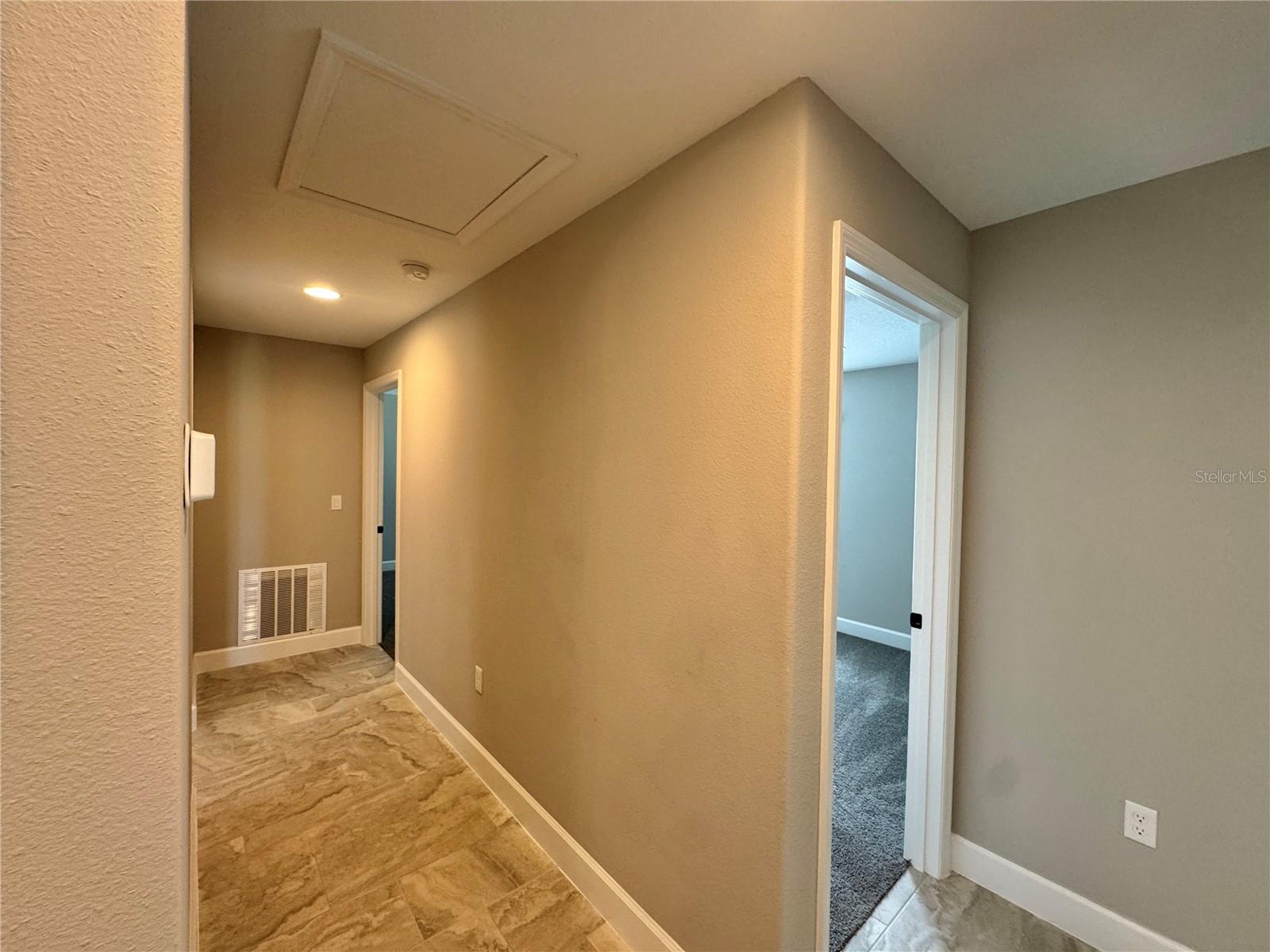 Image 20 of 38 For 102 Lynbrook Drive A