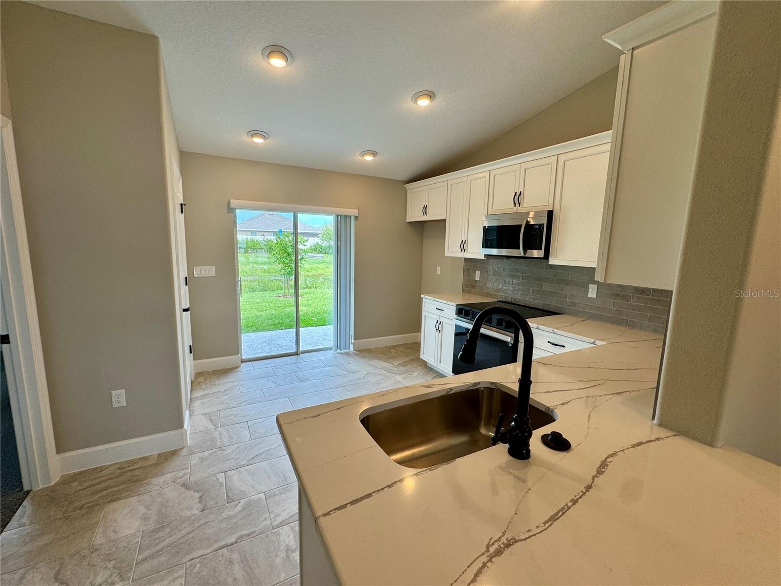 Image 9 of 38 For 102 Lynbrook Drive A