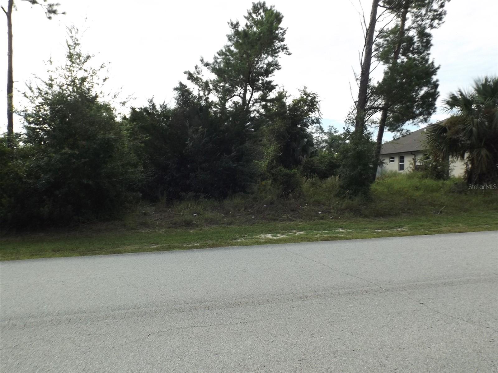 Image 3 of 3 For 176 Frontier Drive