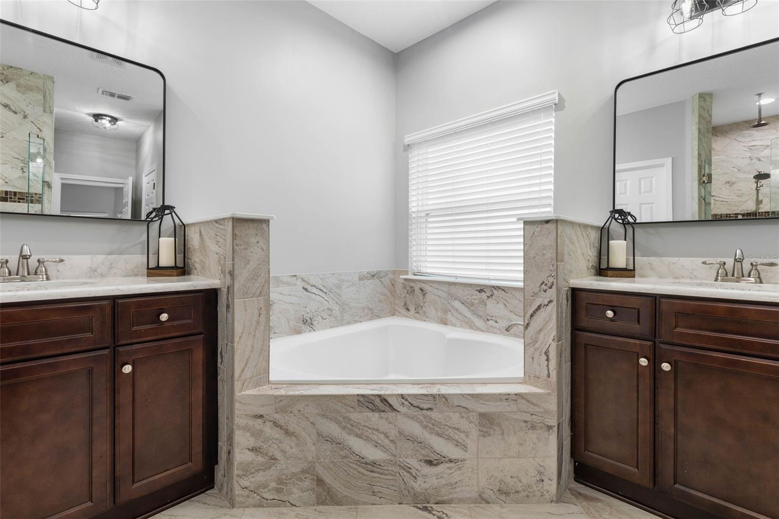 Image 26 of 61 For 145 Coopers Hawk Way