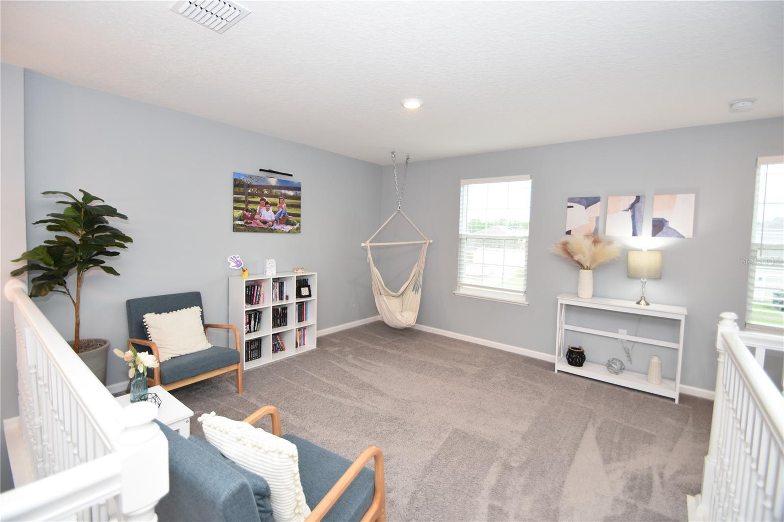 Image 20 of 36 For 124 Oakleaf Way