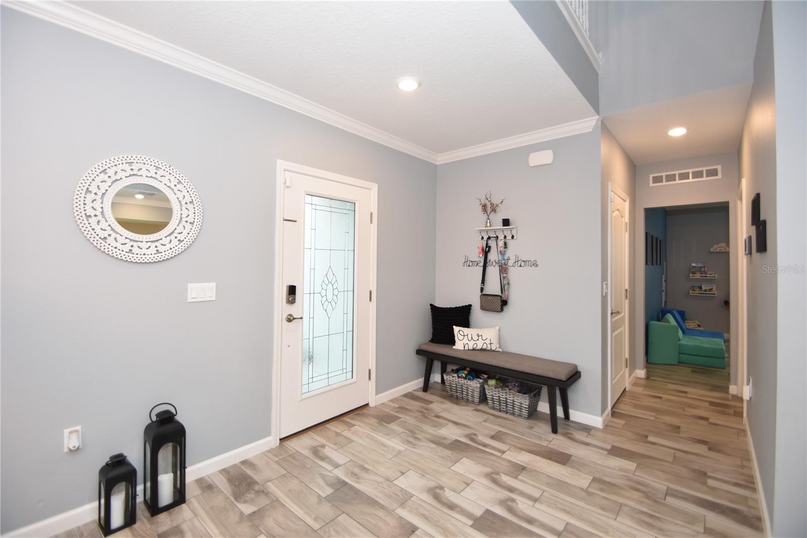Image 3 of 36 For 124 Oakleaf Way