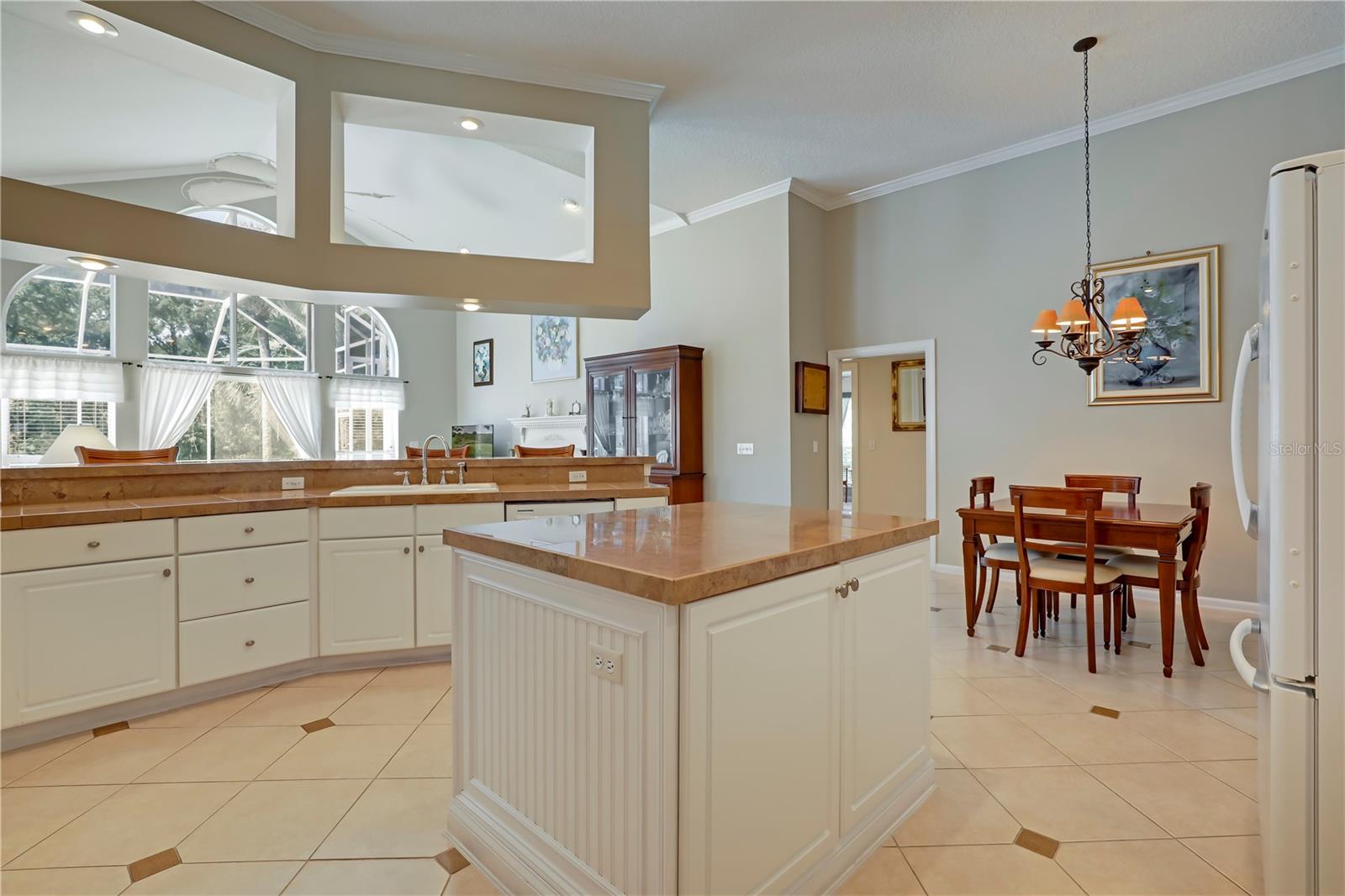 Image 18 of 80 For 2216 Salt Myrtle Lane