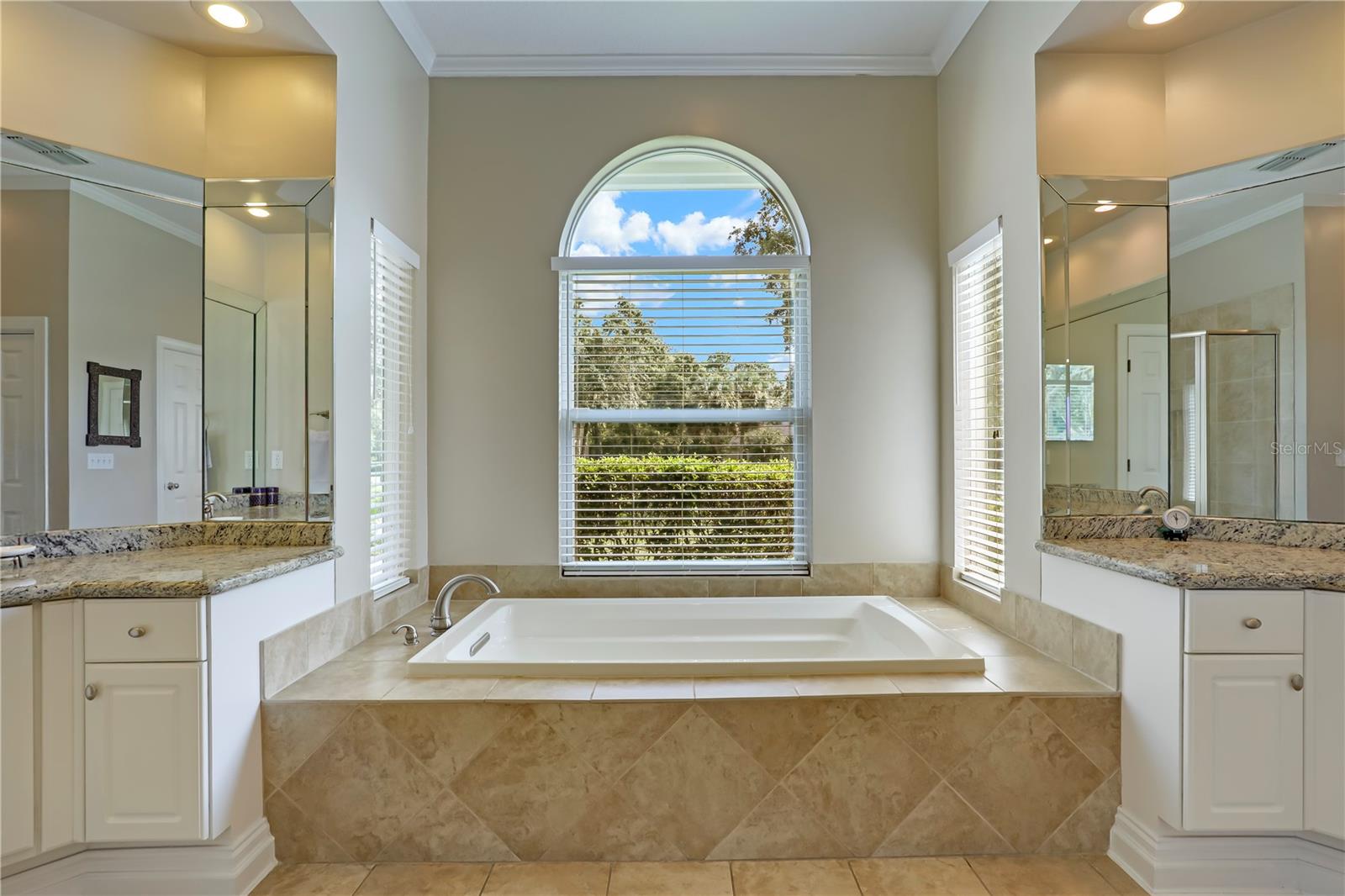 Image 34 of 80 For 2216 Salt Myrtle Lane