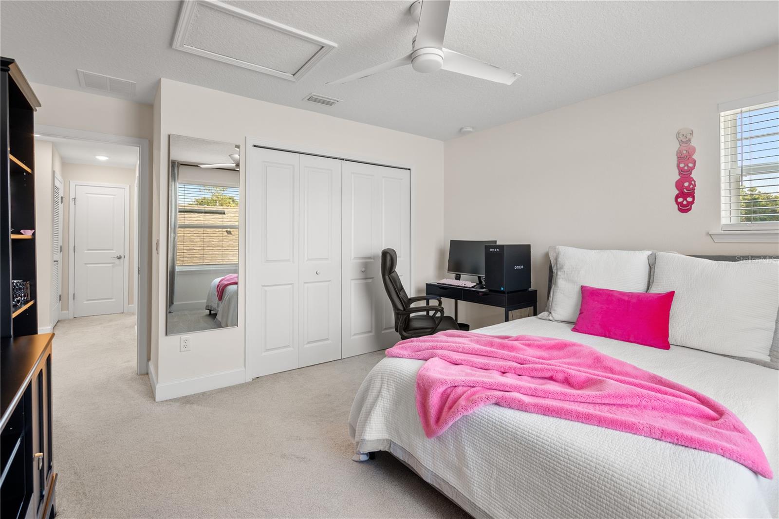 Image 34 of 51 For 44 Moana Court S