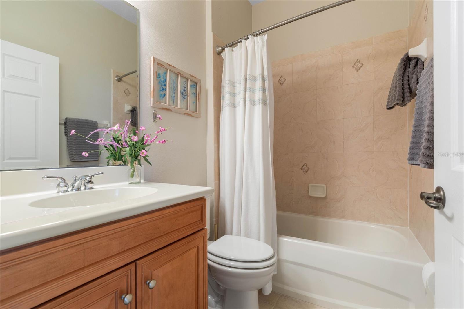 Image 32 of 87 For 300 Cinnamon Beach Way 235