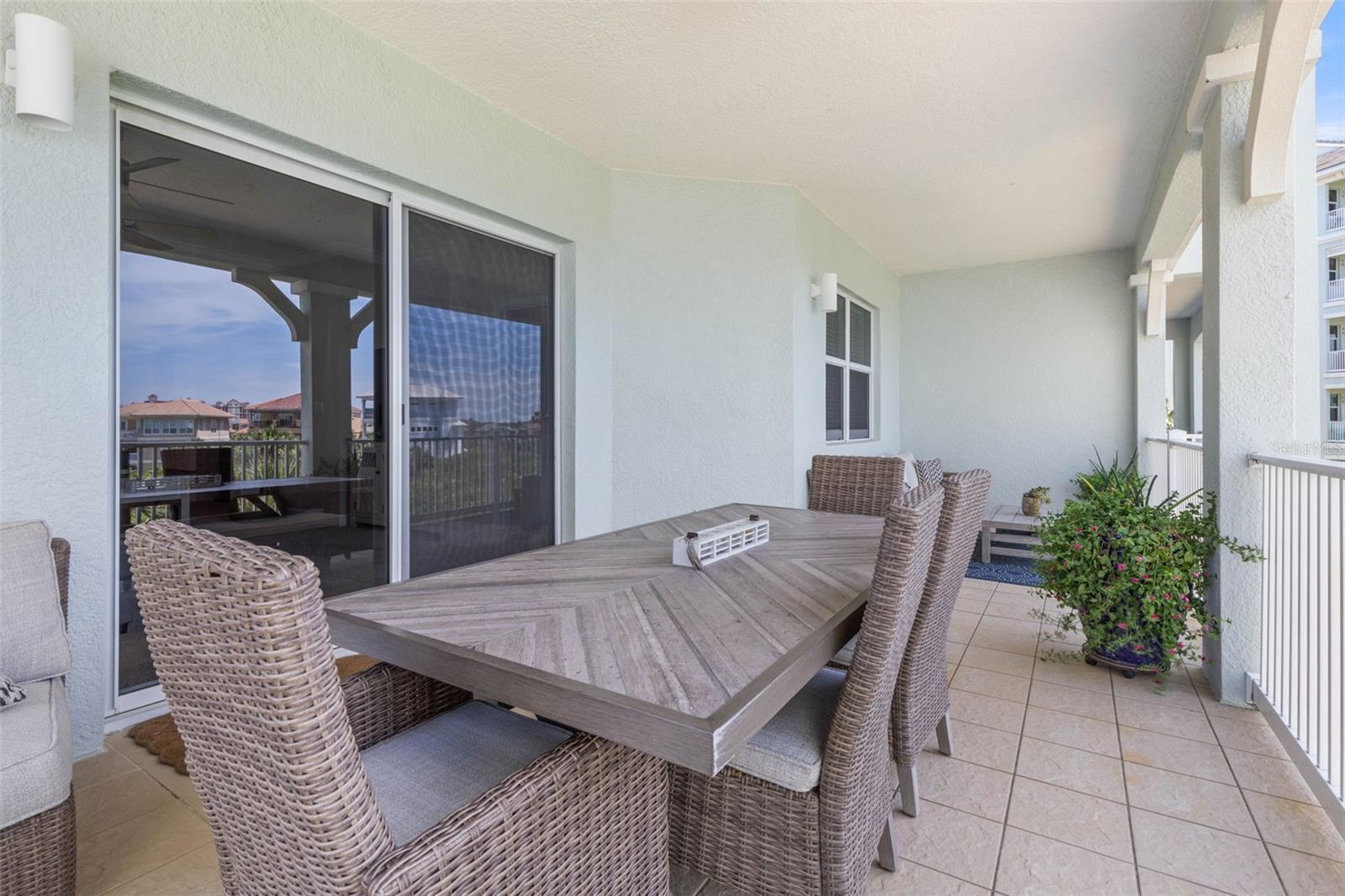 Image 33 of 87 For 300 Cinnamon Beach Way 235
