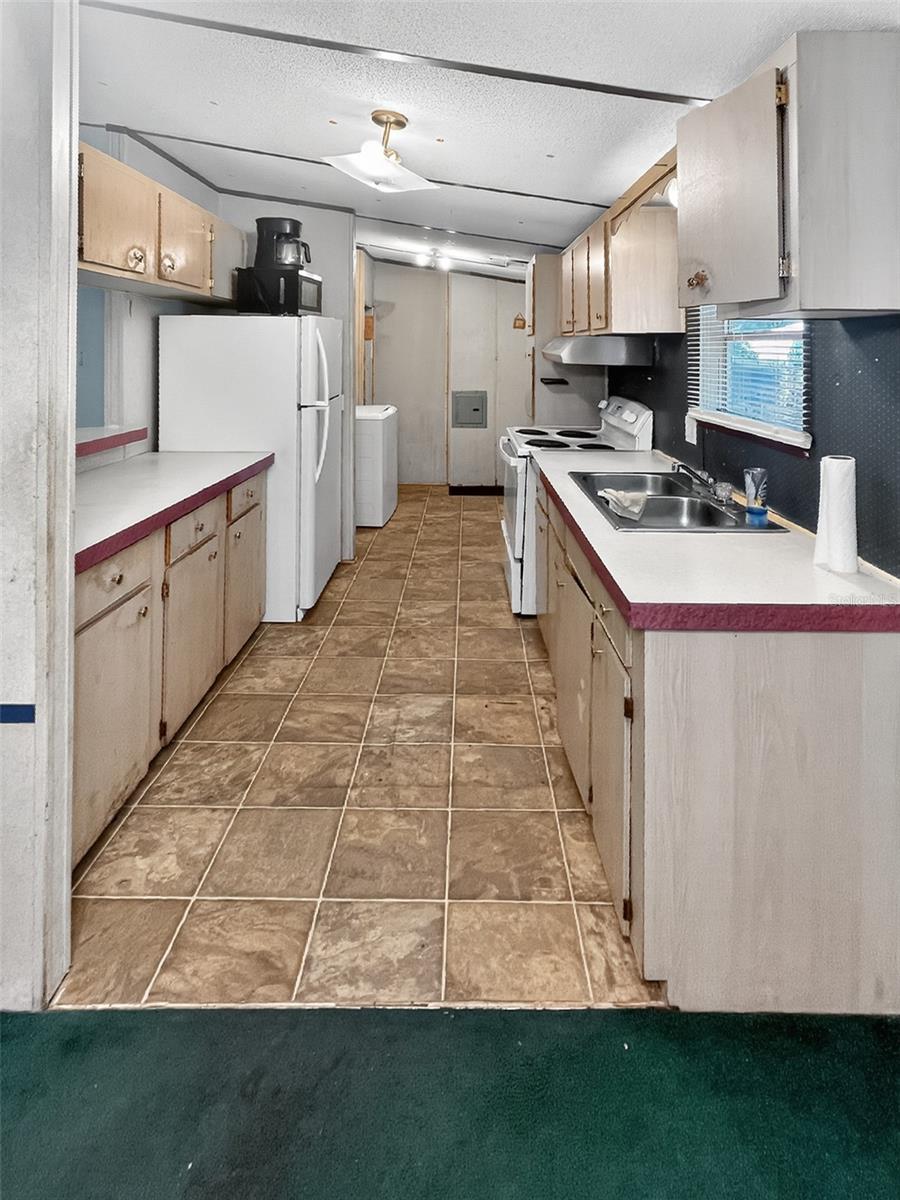 Image 4 of 16 For 202 Clearwater Road