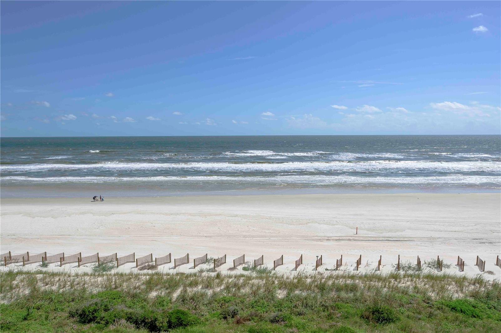 Image 25 of 33 For 8000 A1a South  504