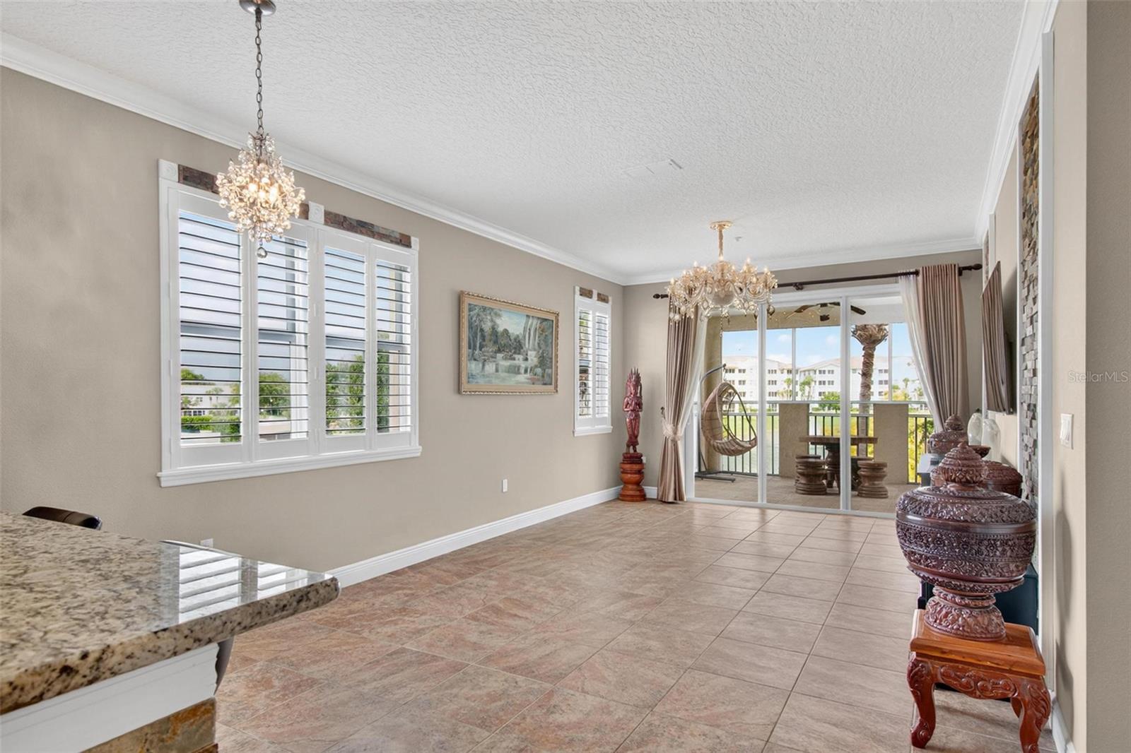 Image 17 of 64 For 115 Riverview Bend S 2121