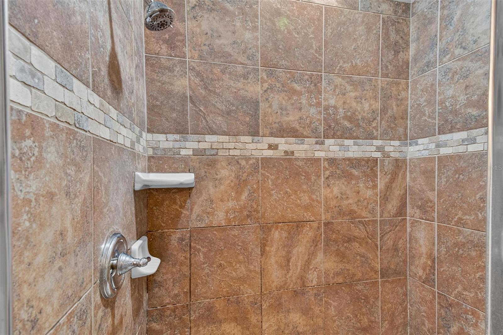 Image 41 of 64 For 115 Riverview Bend S 2121