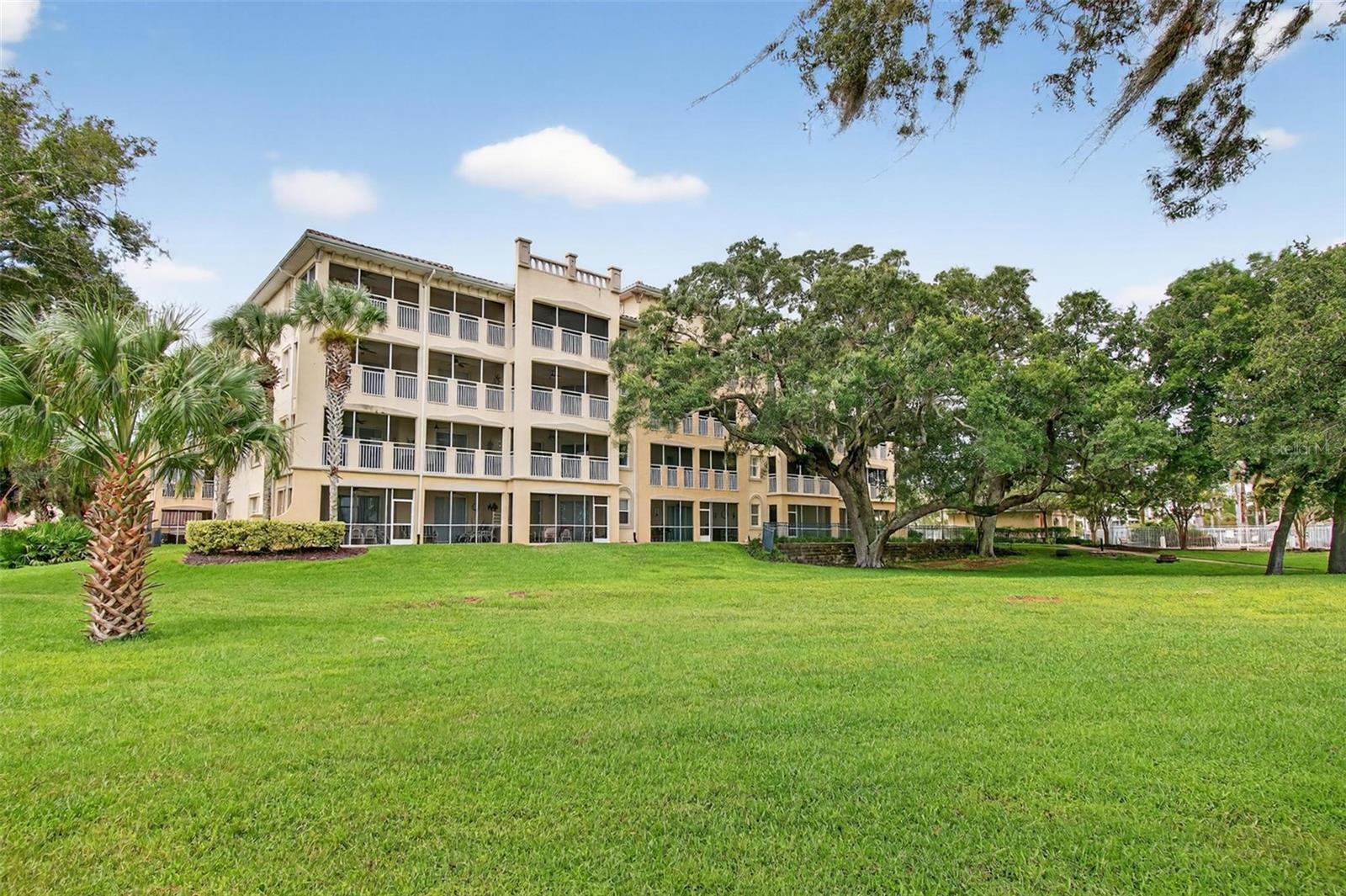 Image 57 of 64 For 115 Riverview Bend S 2121