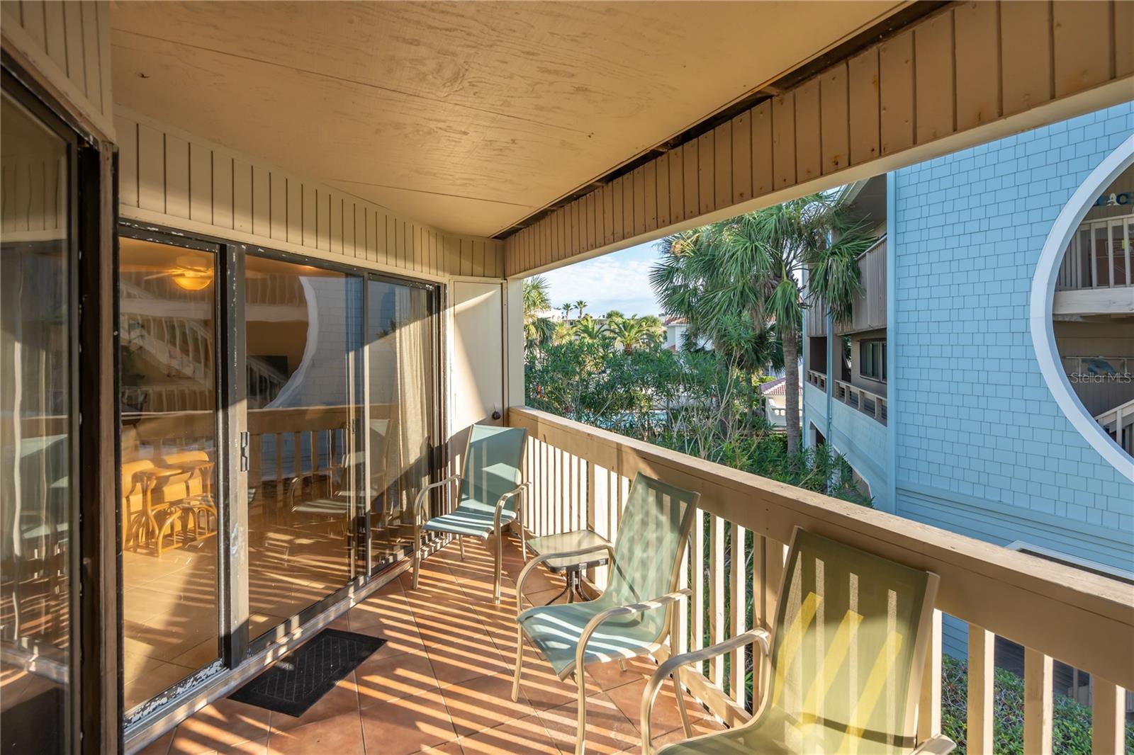 Image 17 of 63 For 190 Ocean Hibiscus Drive 201