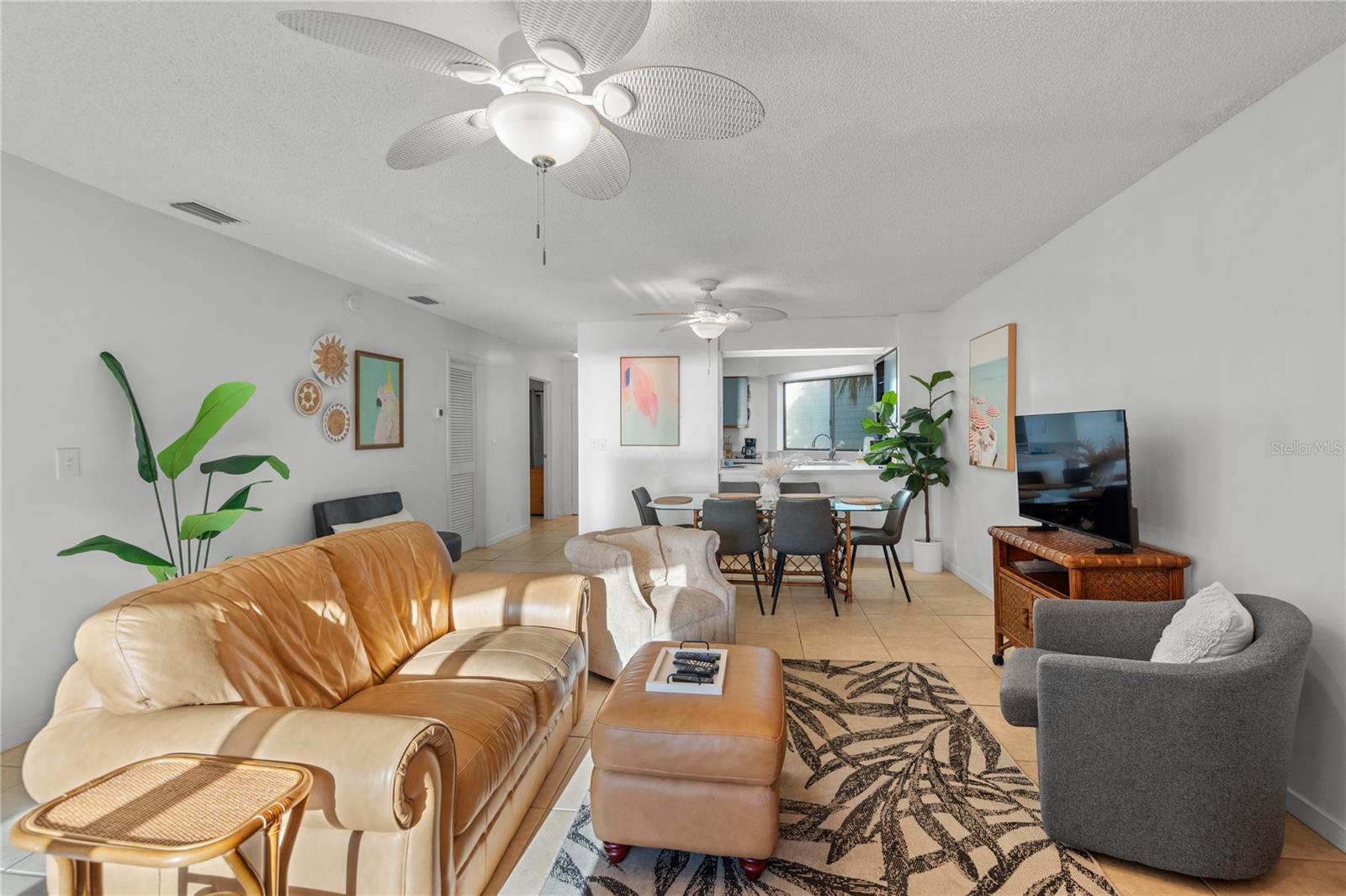 Image 19 of 63 For 190 Ocean Hibiscus Drive 201