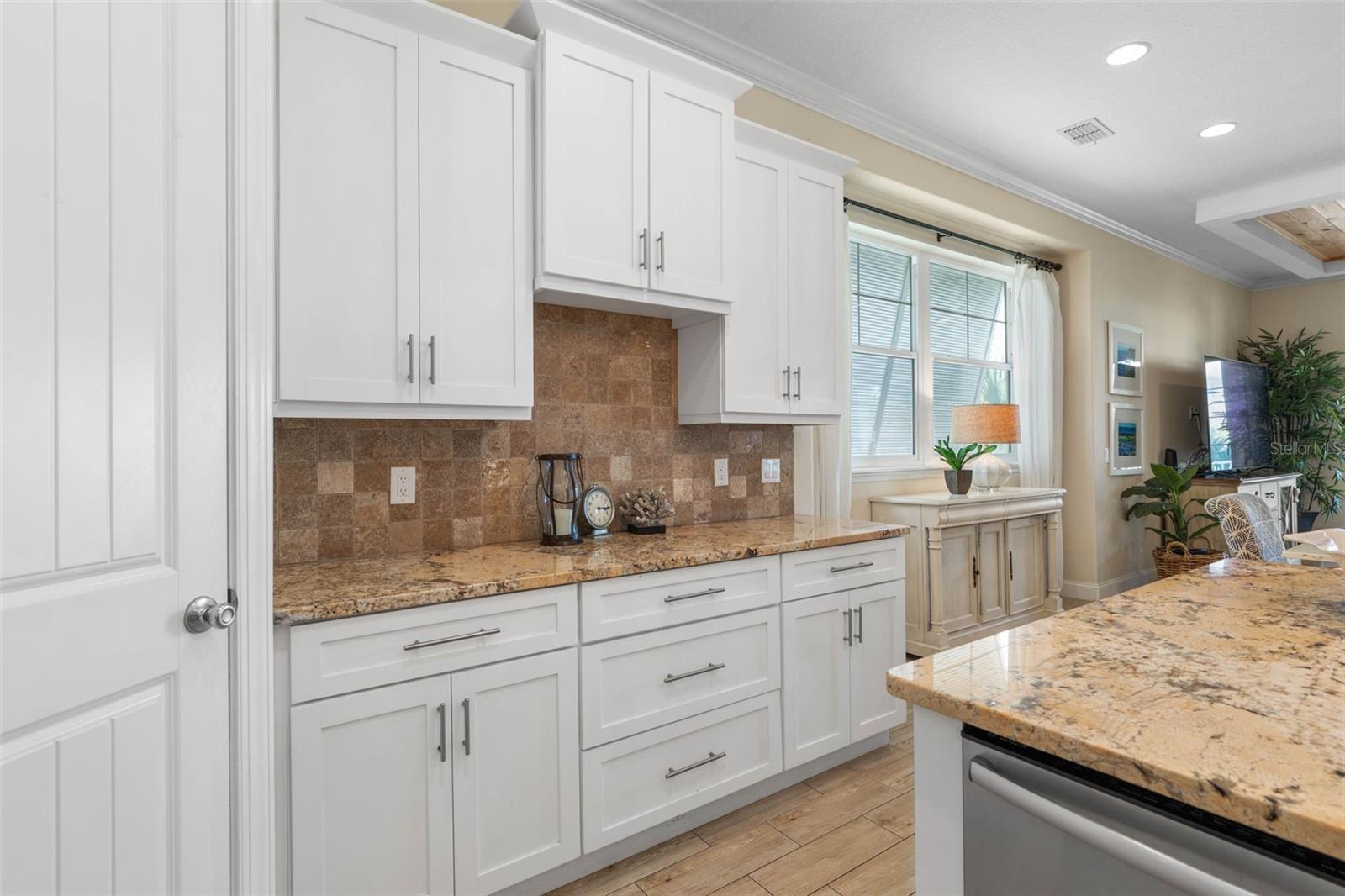 Image 16 of 93 For 505 Cinnamon Beach Lane