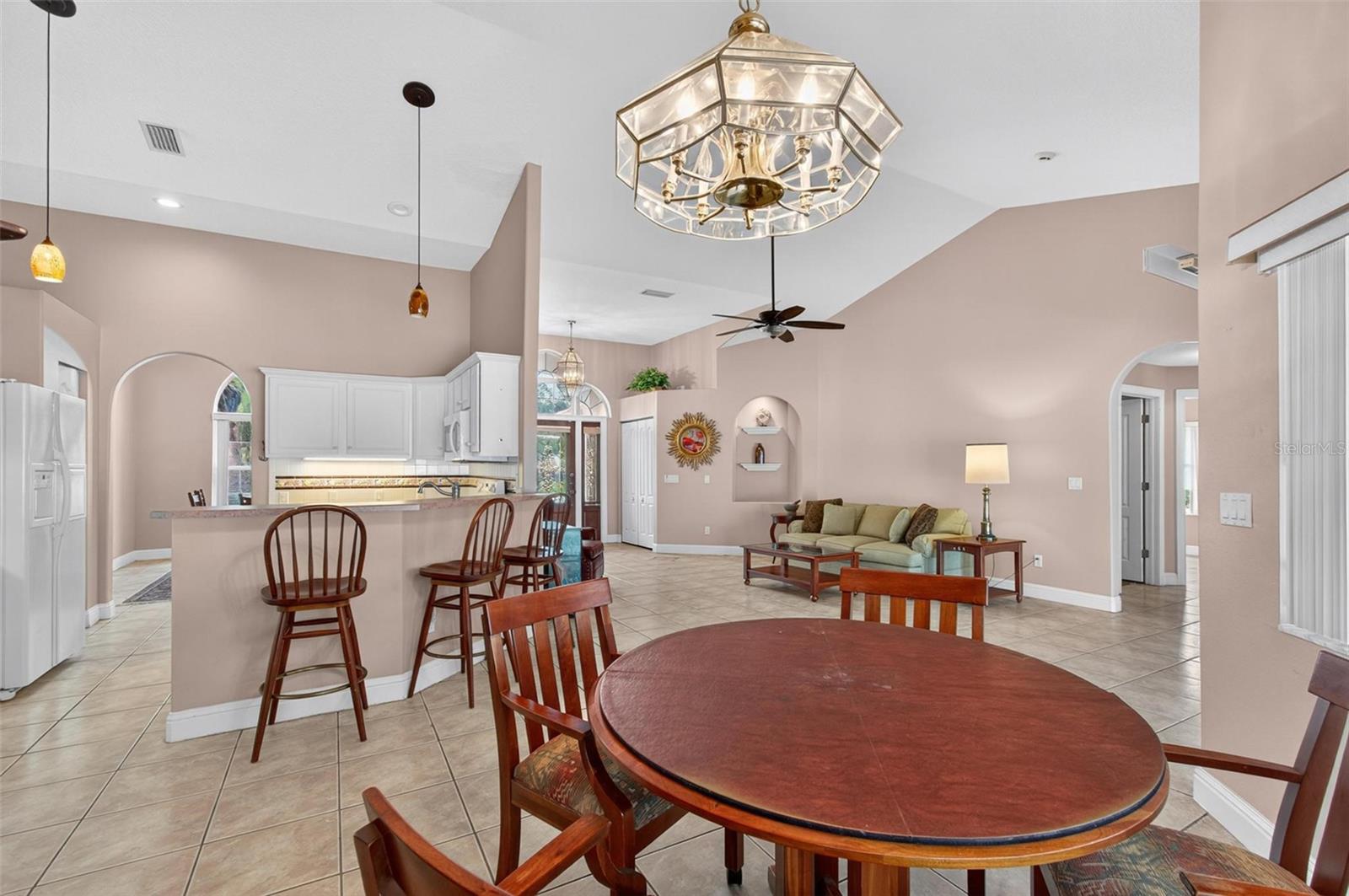 Image 10 of 40 For 13 Wentworth Lane