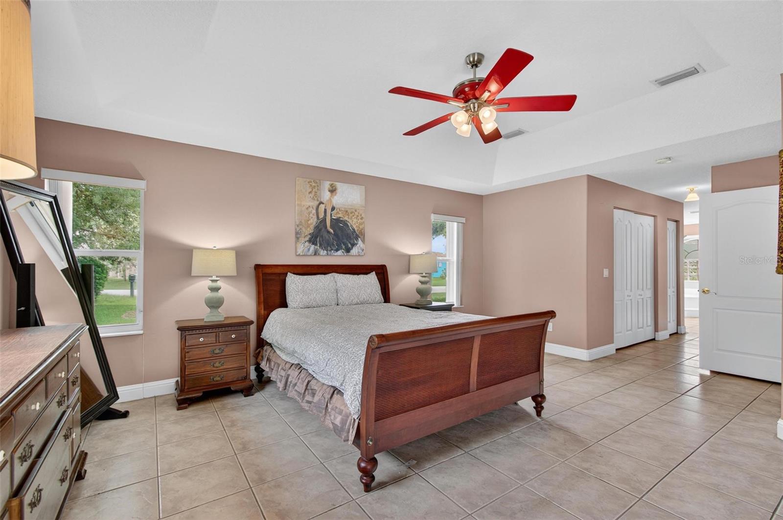 Image 20 of 40 For 13 Wentworth Lane