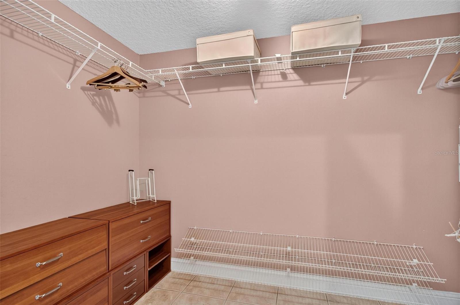 Image 21 of 40 For 13 Wentworth Lane