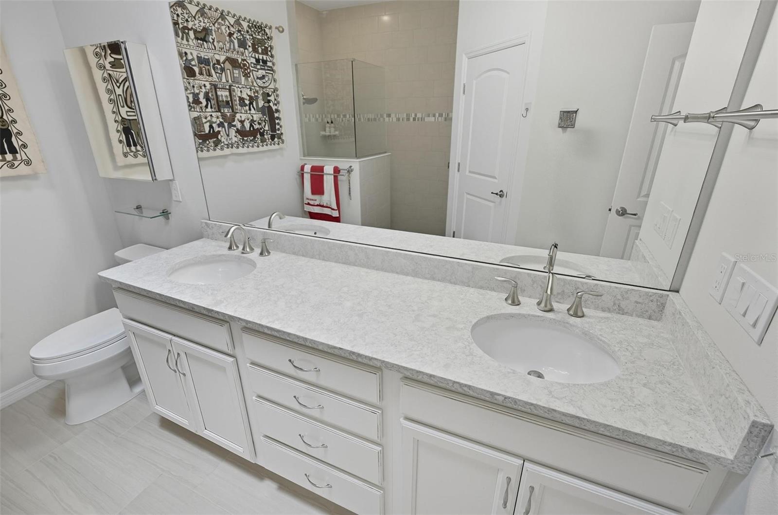 Image 33 of 55 For 51 Graham Woods Place