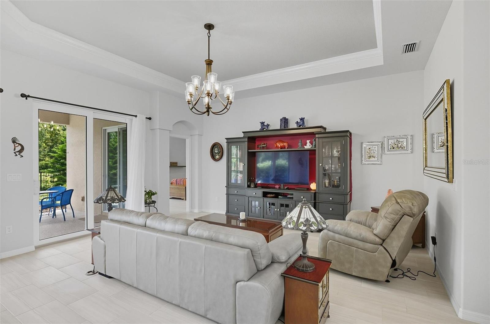 Image 7 of 55 For 51 Graham Woods Place