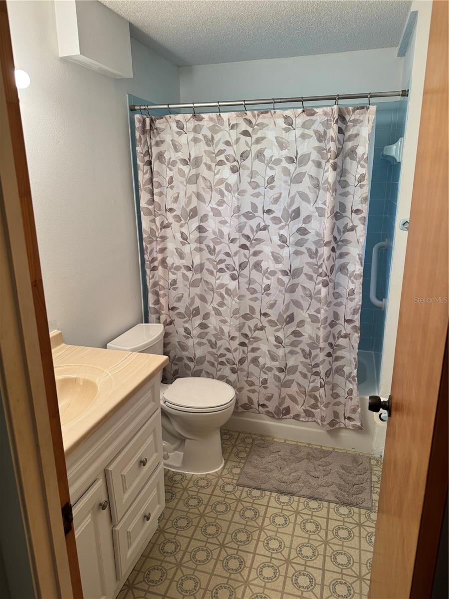 Image 8 of 18 For 2036 Flagler Avenue