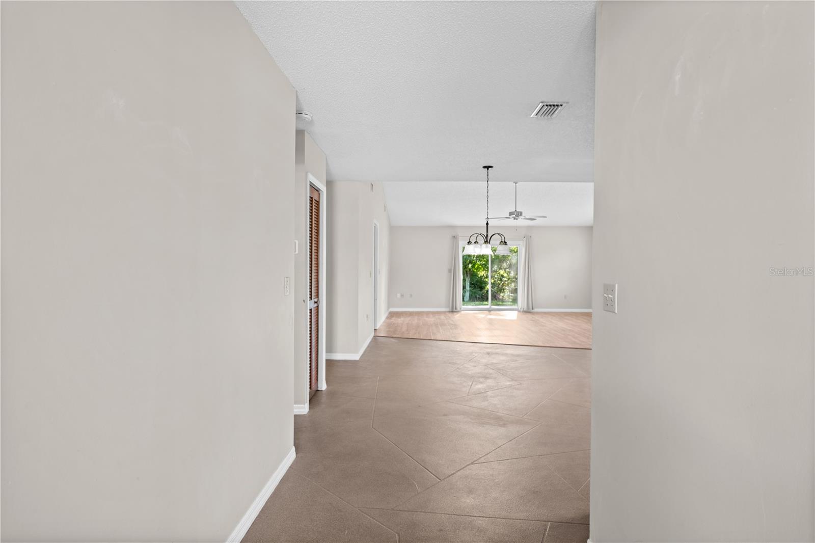 Image 4 of 16 For 152 Fenimore Lane B