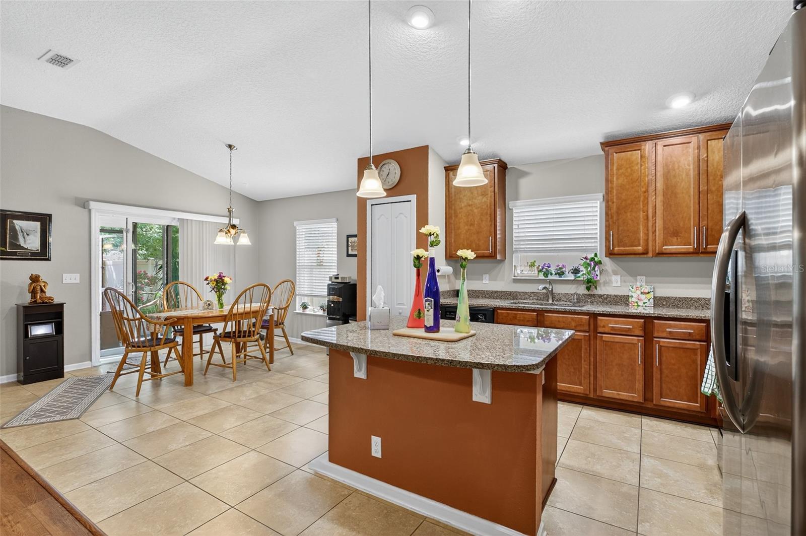 Image 11 of 48 For 96060 Yellowtail Court