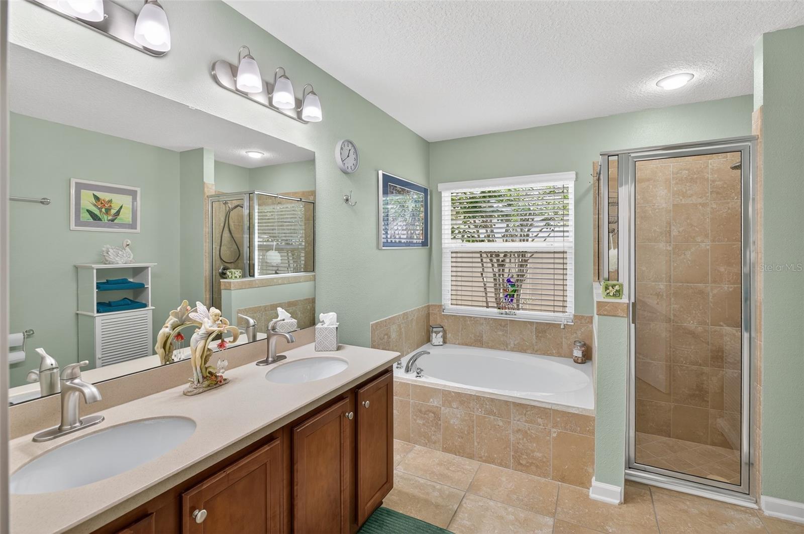 Image 21 of 48 For 96060 Yellowtail Court