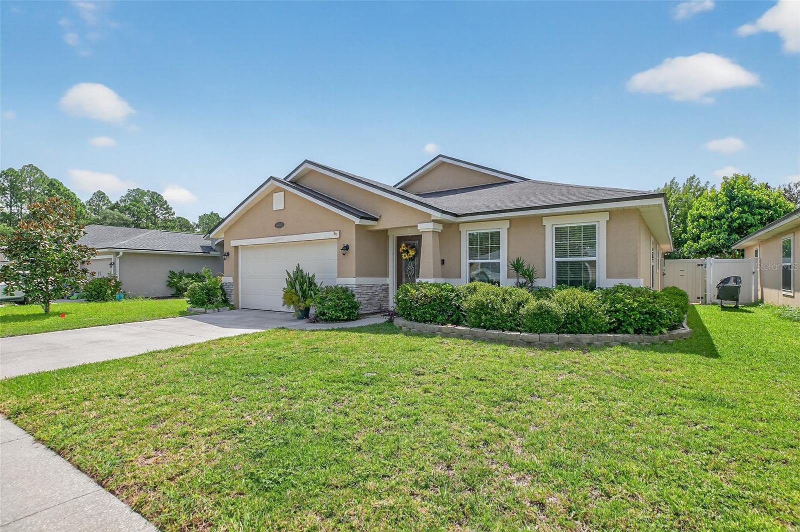 Image 3 of 48 For 96060 Yellowtail Court
