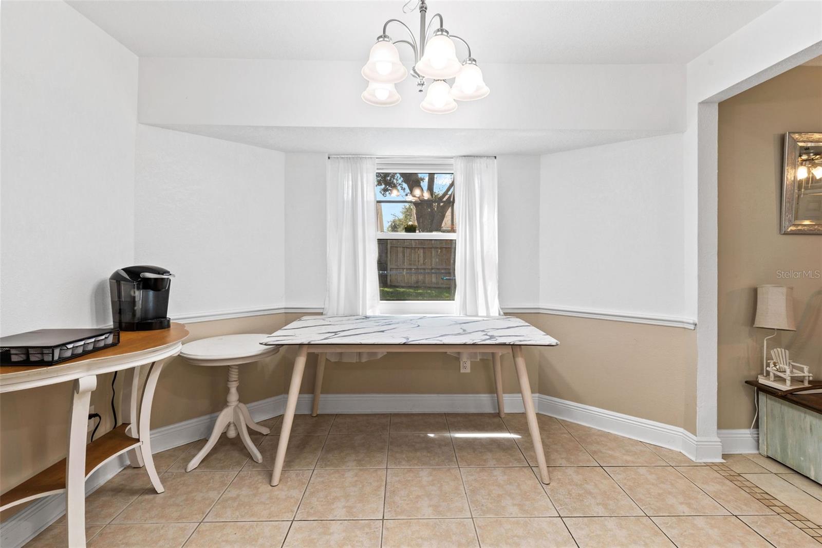 Image 10 of 53 For 1086 Donnell Drive