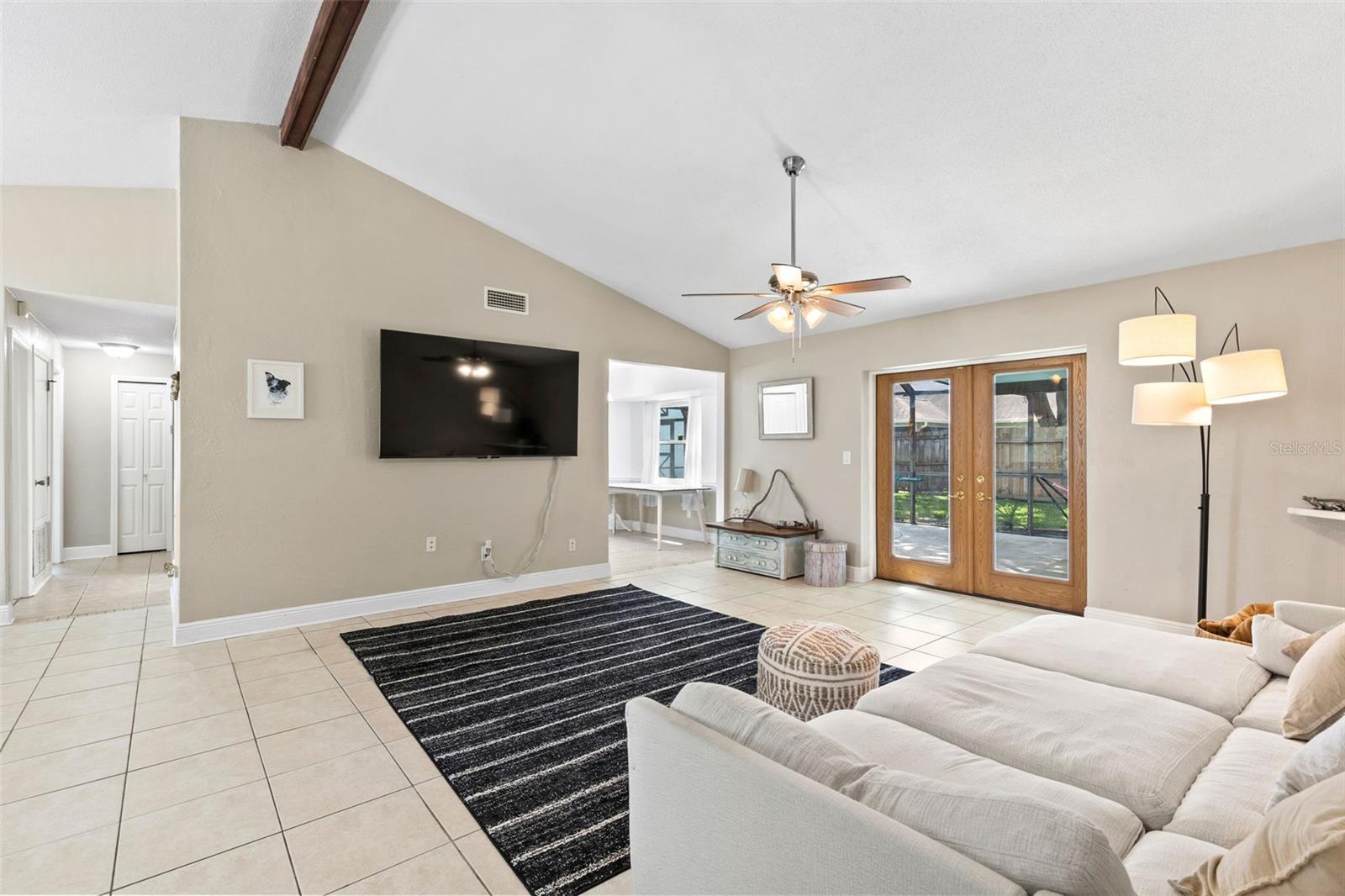 Image 5 of 53 For 1086 Donnell Drive