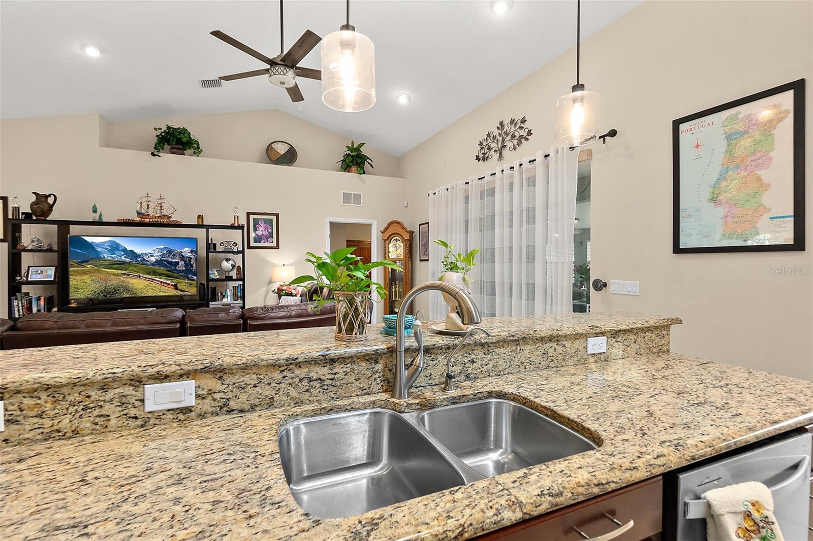 Image 23 of 48 For 27 Ethan Allen Drive