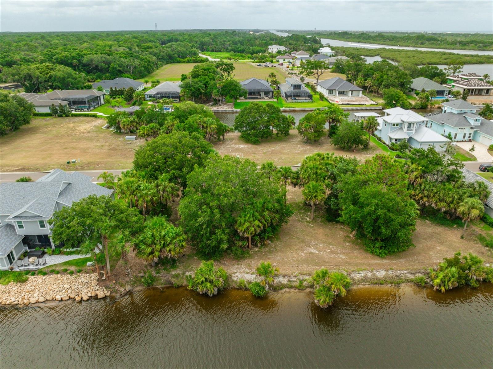 Image 9 of 29 For 106 Seaside Point