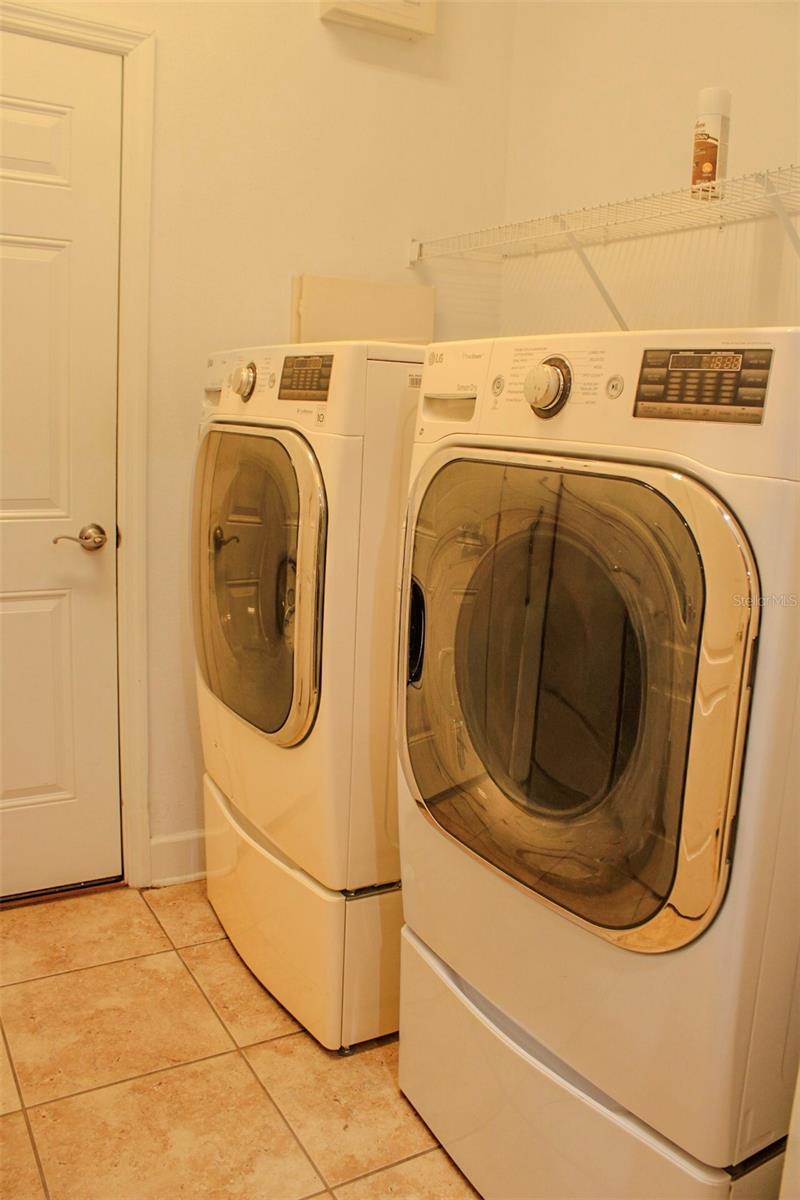 Image 18 of 52 For 26 Park Circle