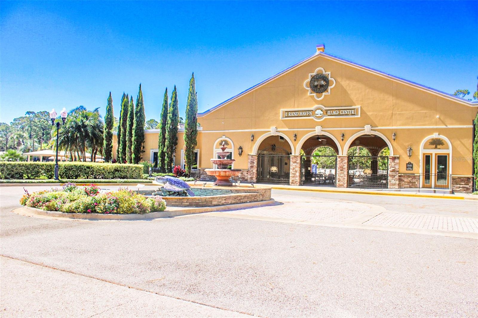 Image 25 of 52 For 26 Park Circle