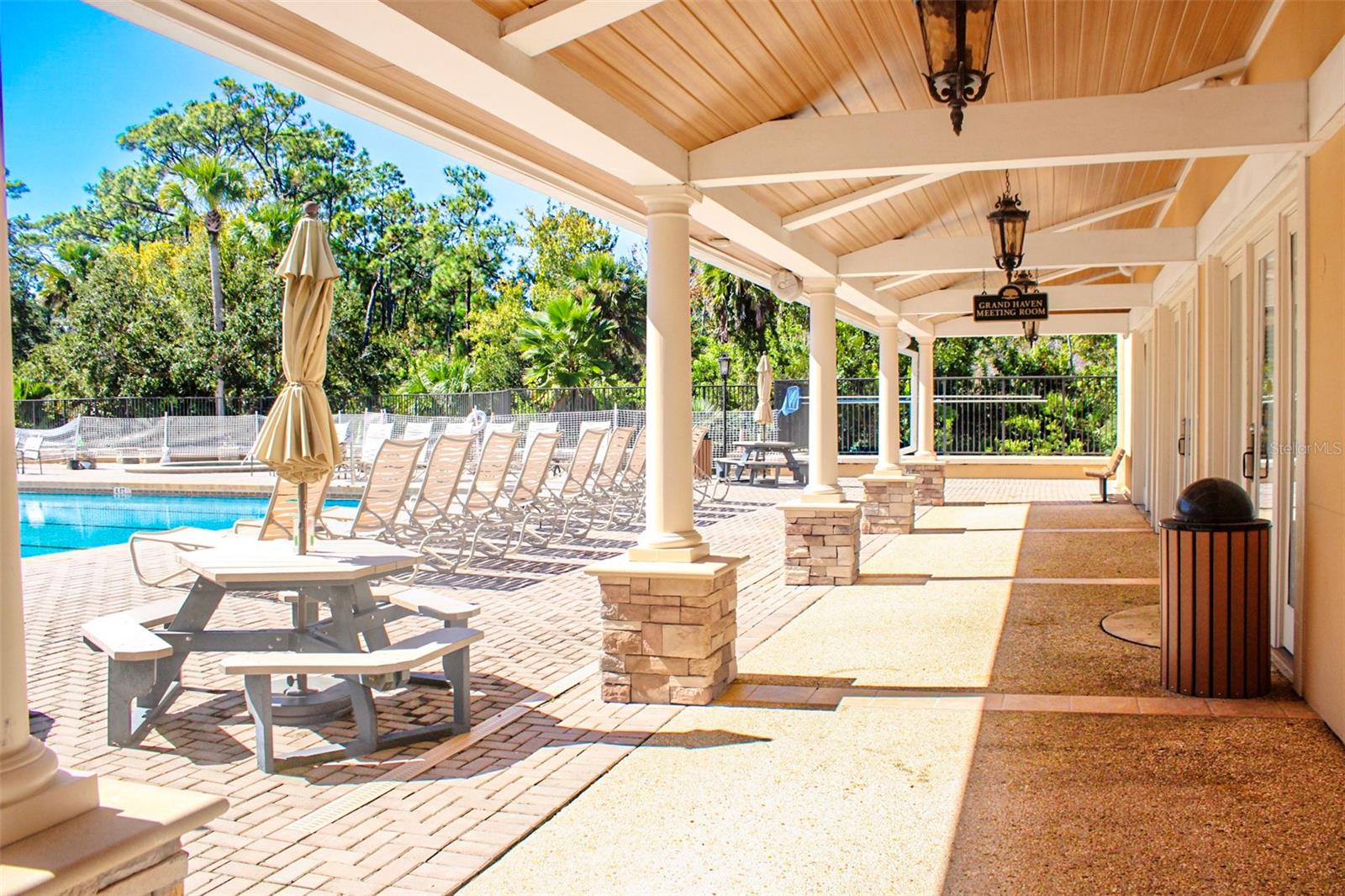 Image 29 of 52 For 26 Park Circle