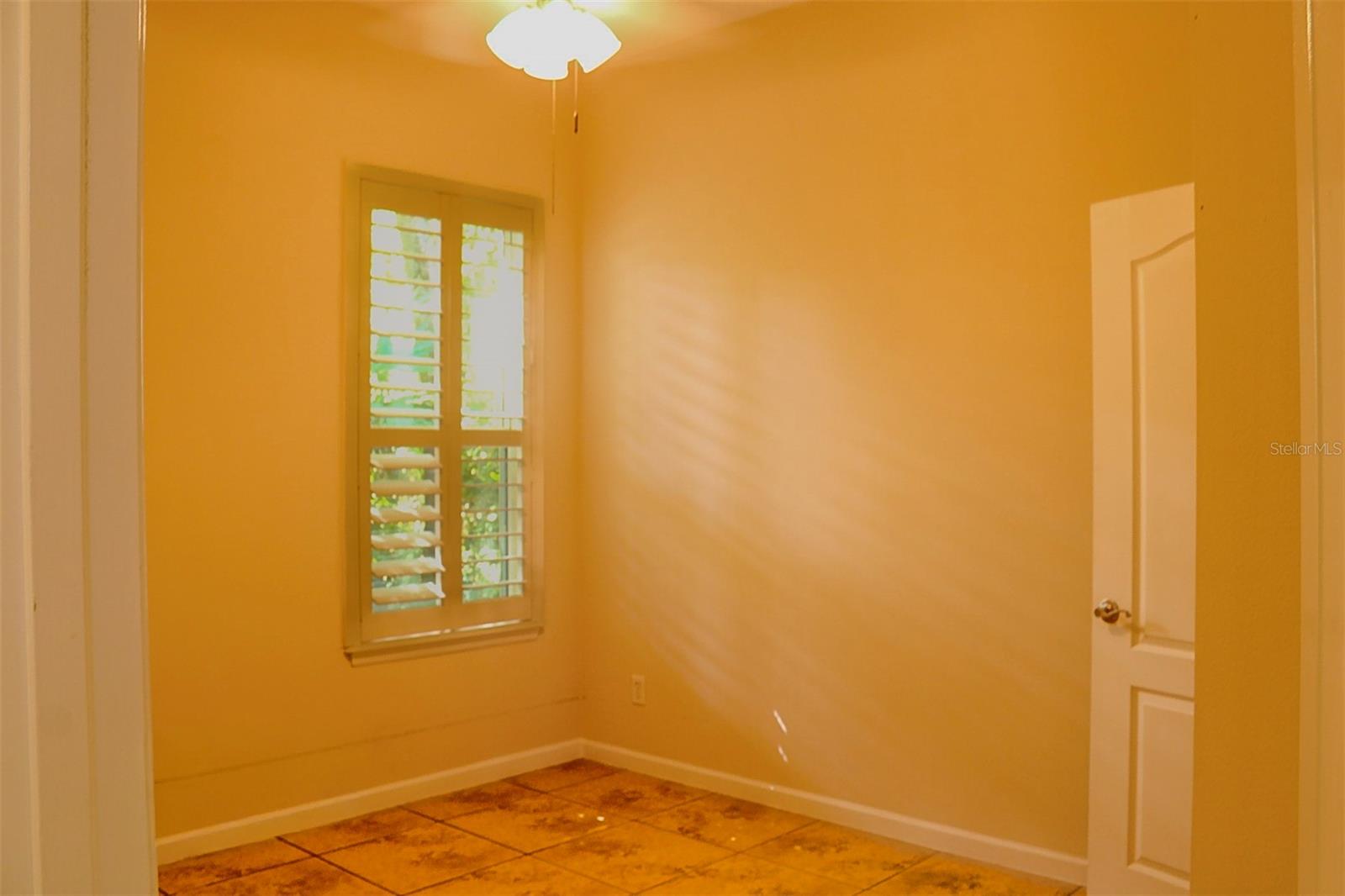 Image 47 of 52 For 26 Park Circle