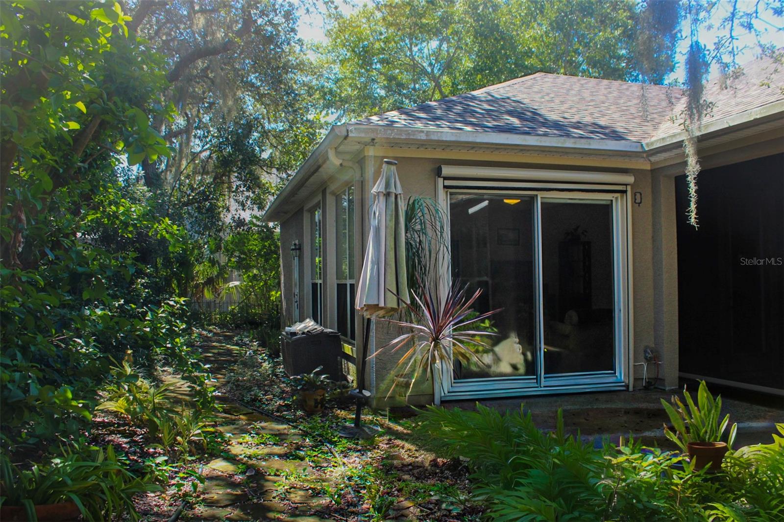 Image 51 of 52 For 26 Park Circle