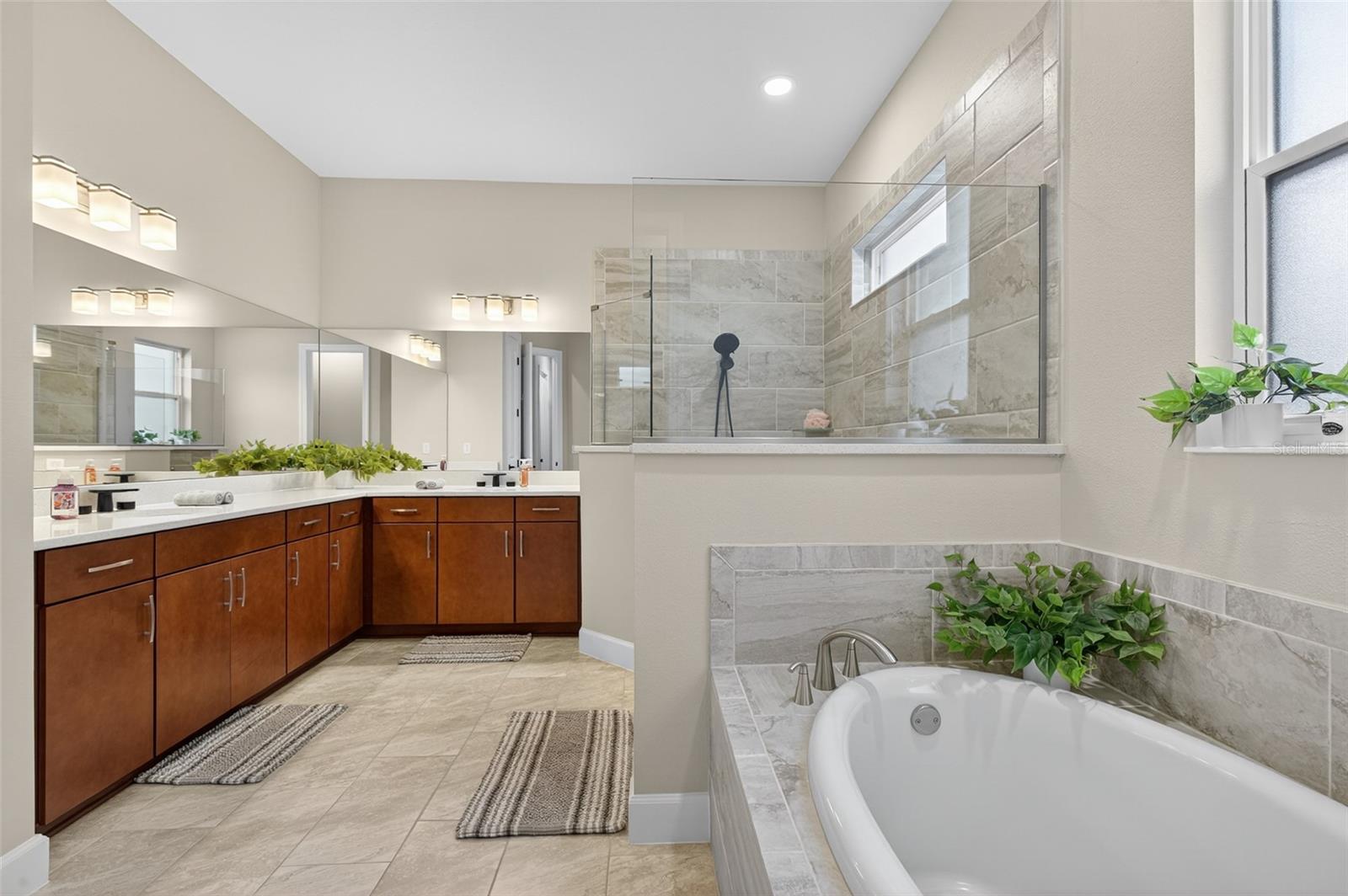 Image 27 of 41 For 46 Furness Place