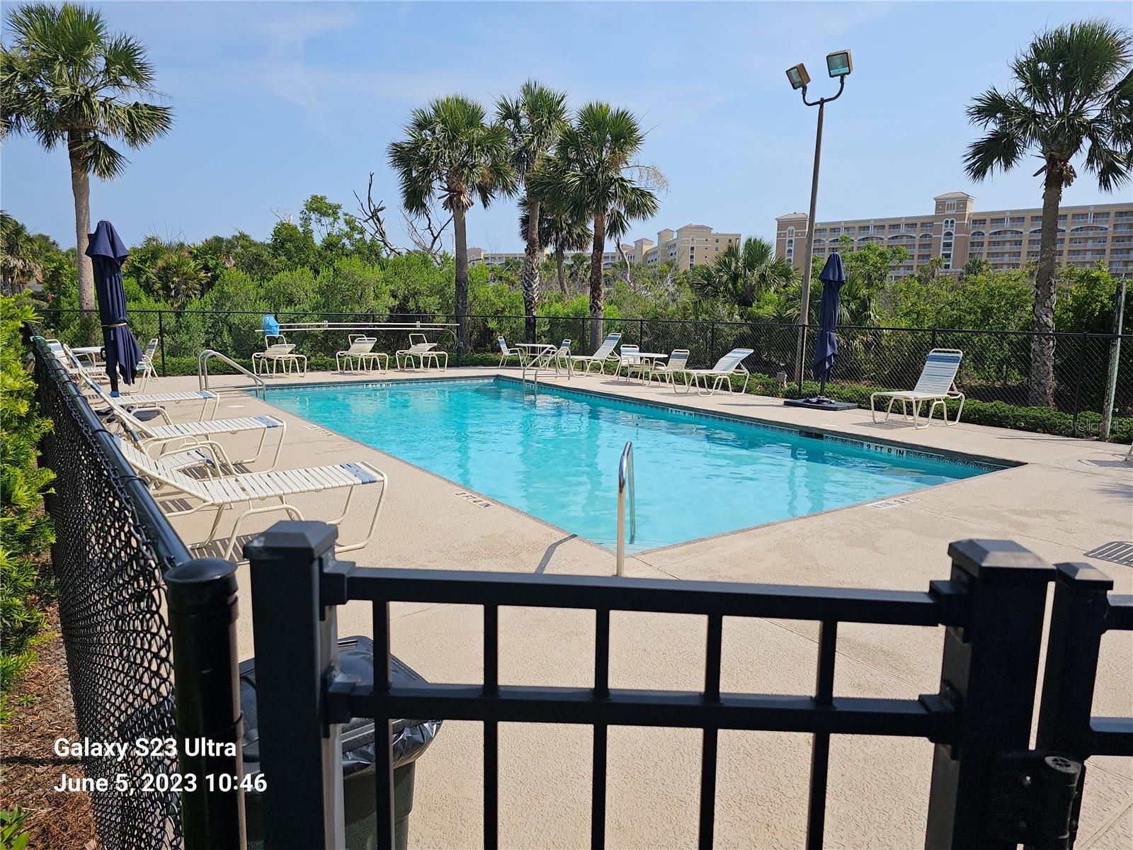 Image 31 of 40 For 21 Los Lagos Boulevard