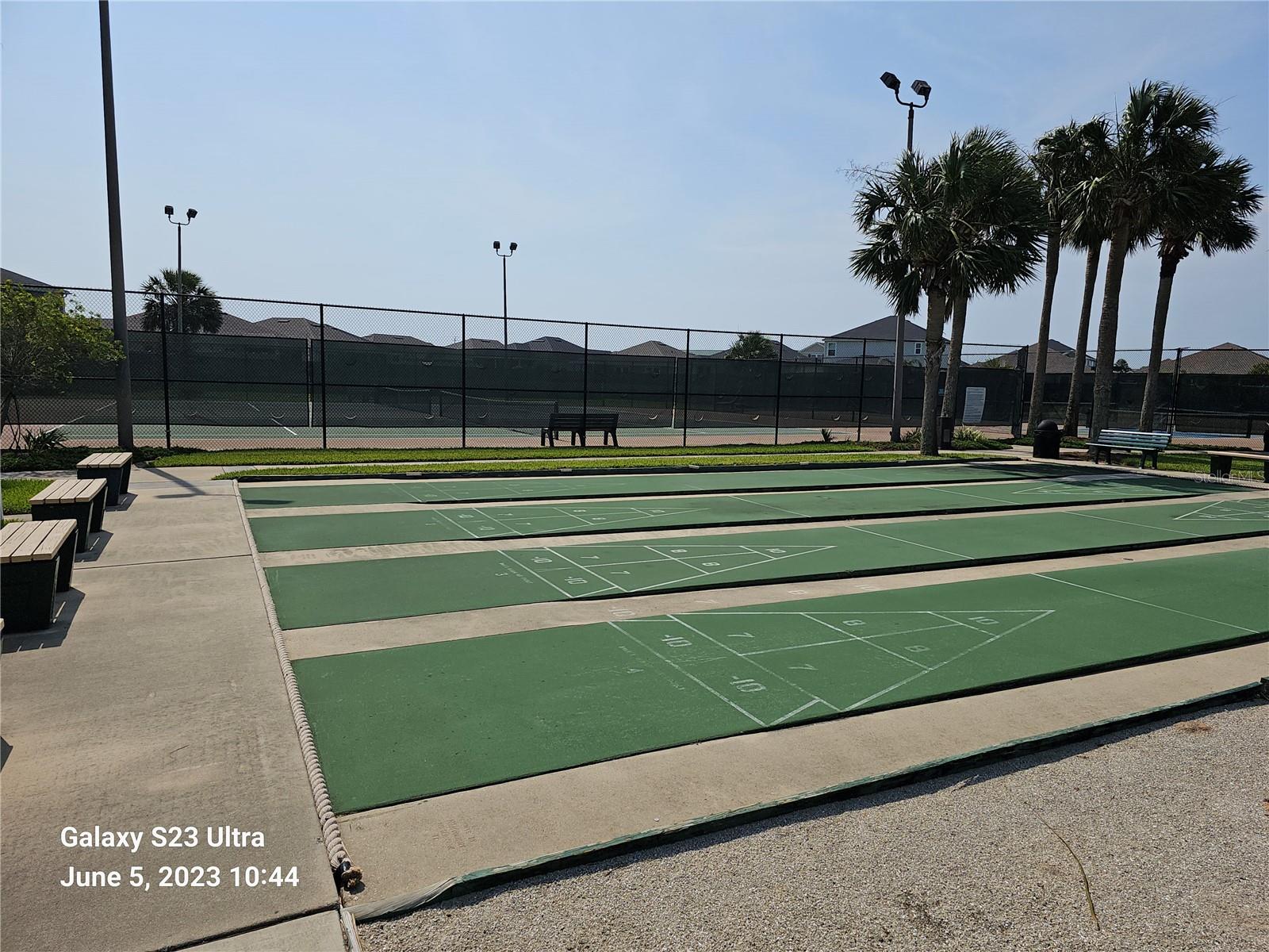 Image 35 of 40 For 21 Los Lagos Boulevard