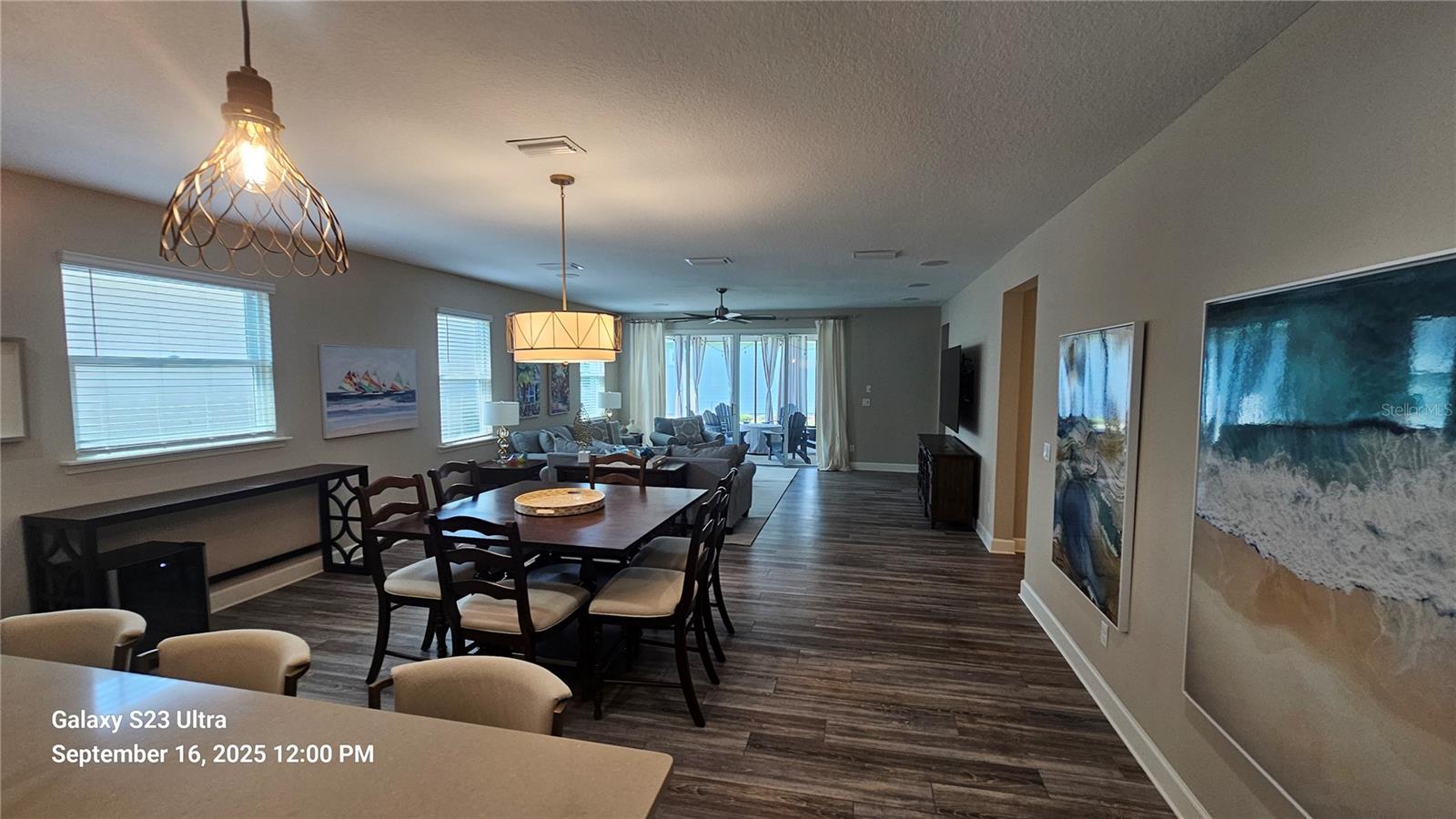Image 6 of 40 For 21 Los Lagos Boulevard