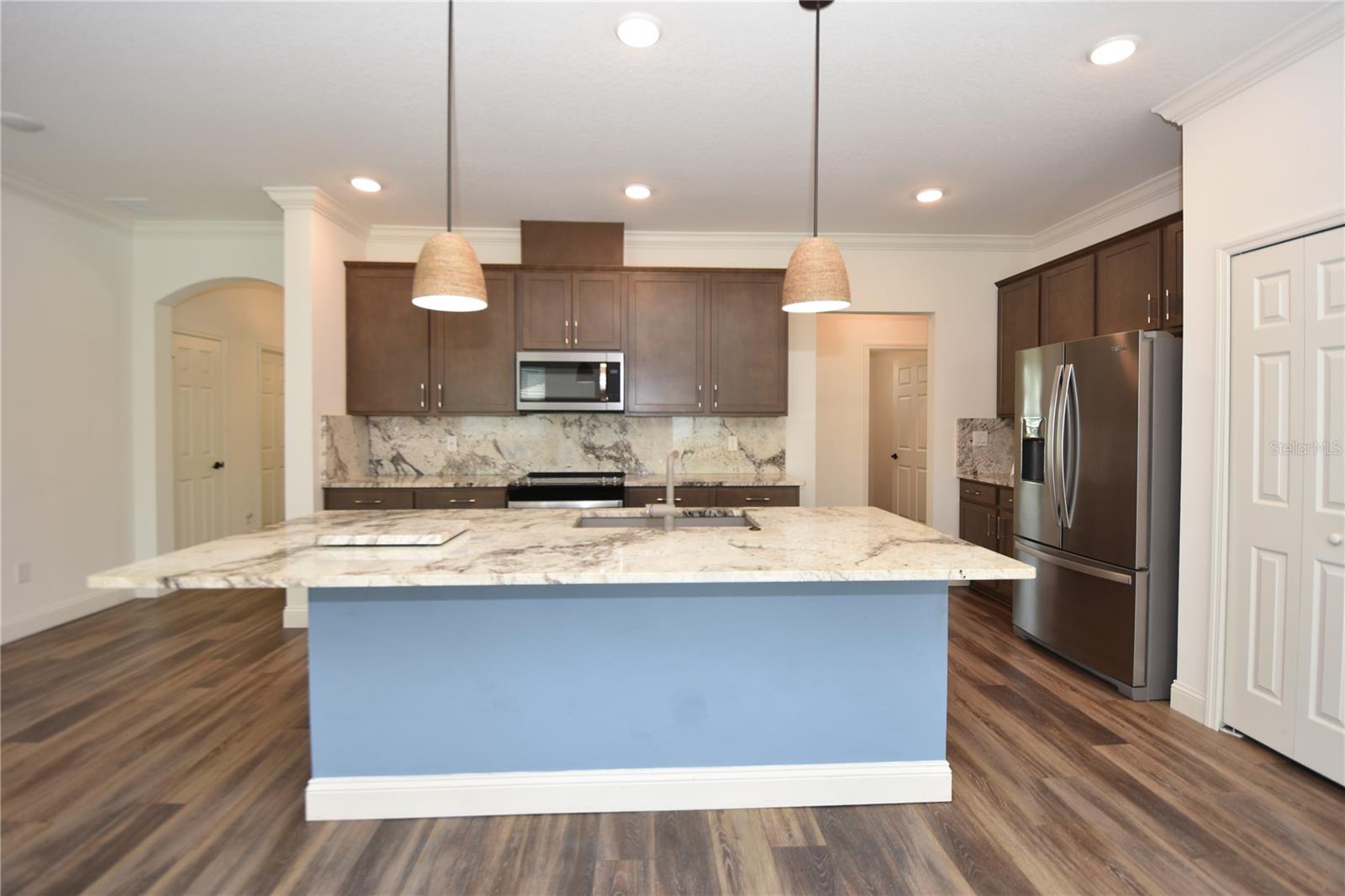 Image 11 of 41 For 1 Ziegler Place