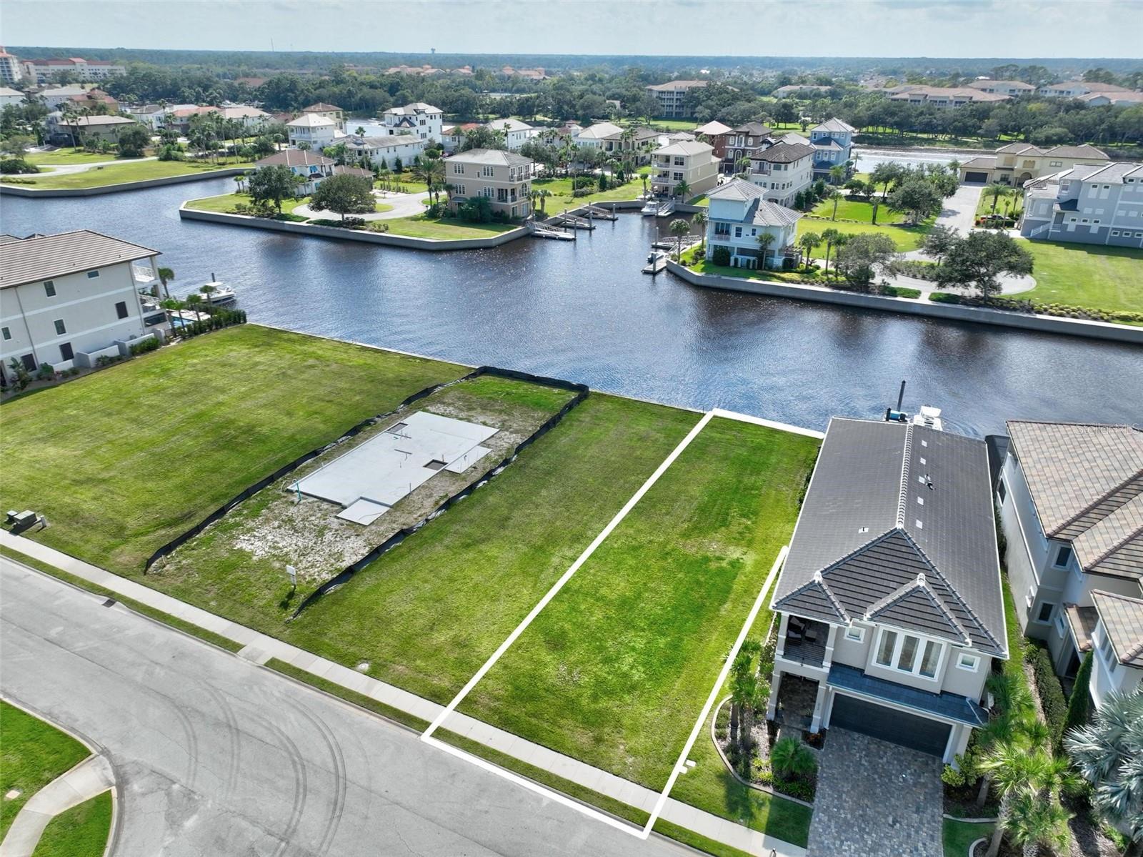Image 12 of 16 For 310 Harbor Village Point N