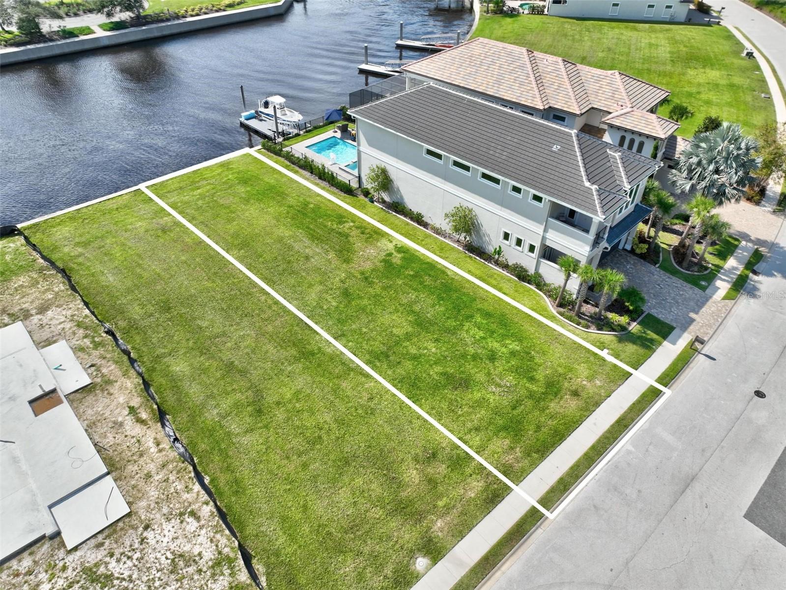 Image 2 of 16 For 310 Harbor Village Point N