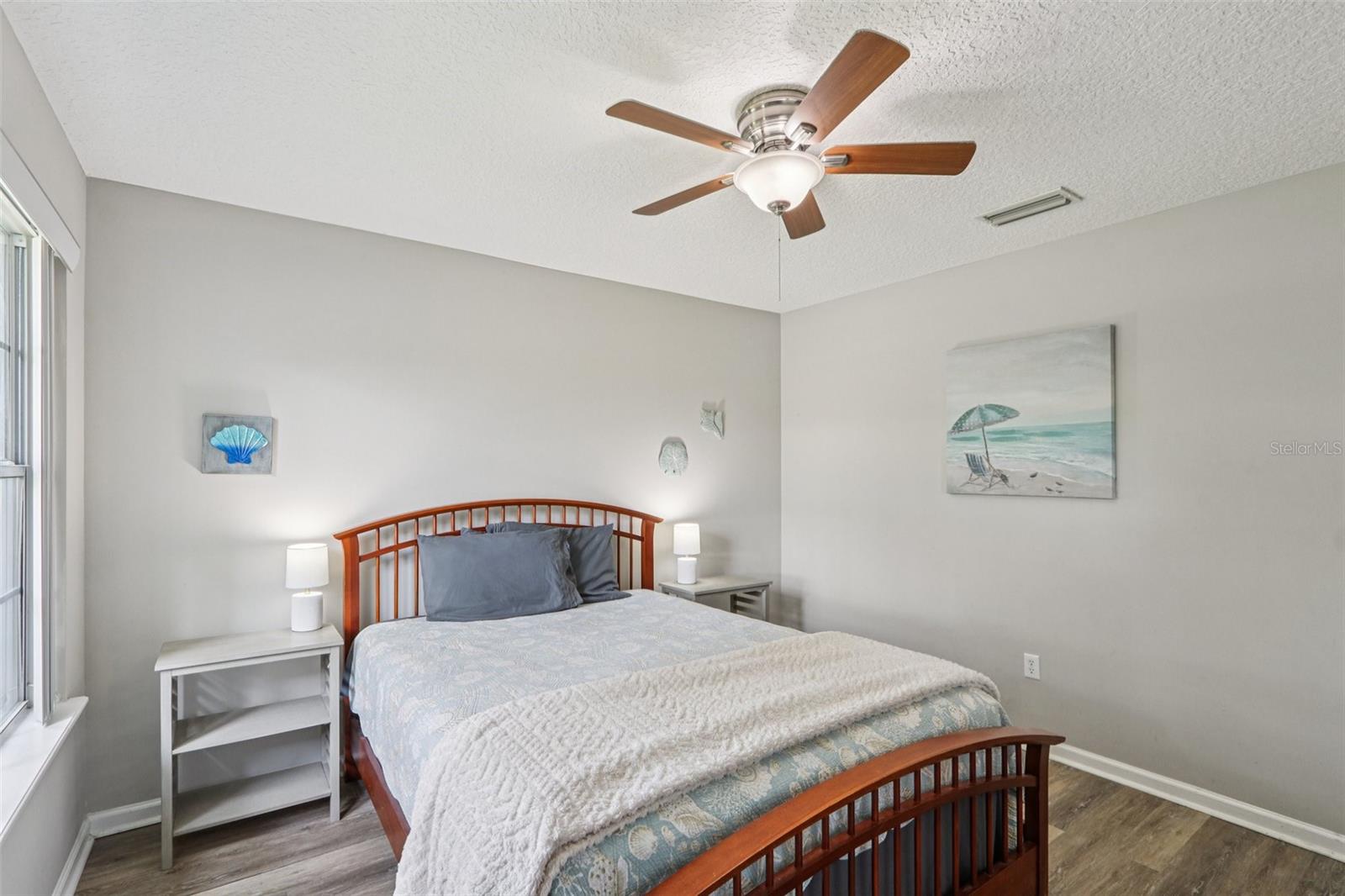 Image 20 of 48 For 5042 A1a S 