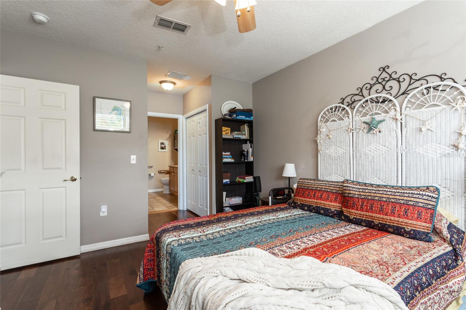 Image 11 of 35 For 1300 Canopy Walk Lane 1313